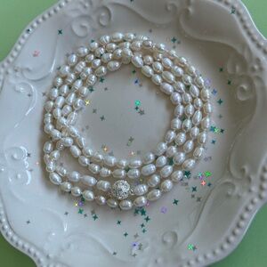 Knotted cultured pearls necklace, NEW